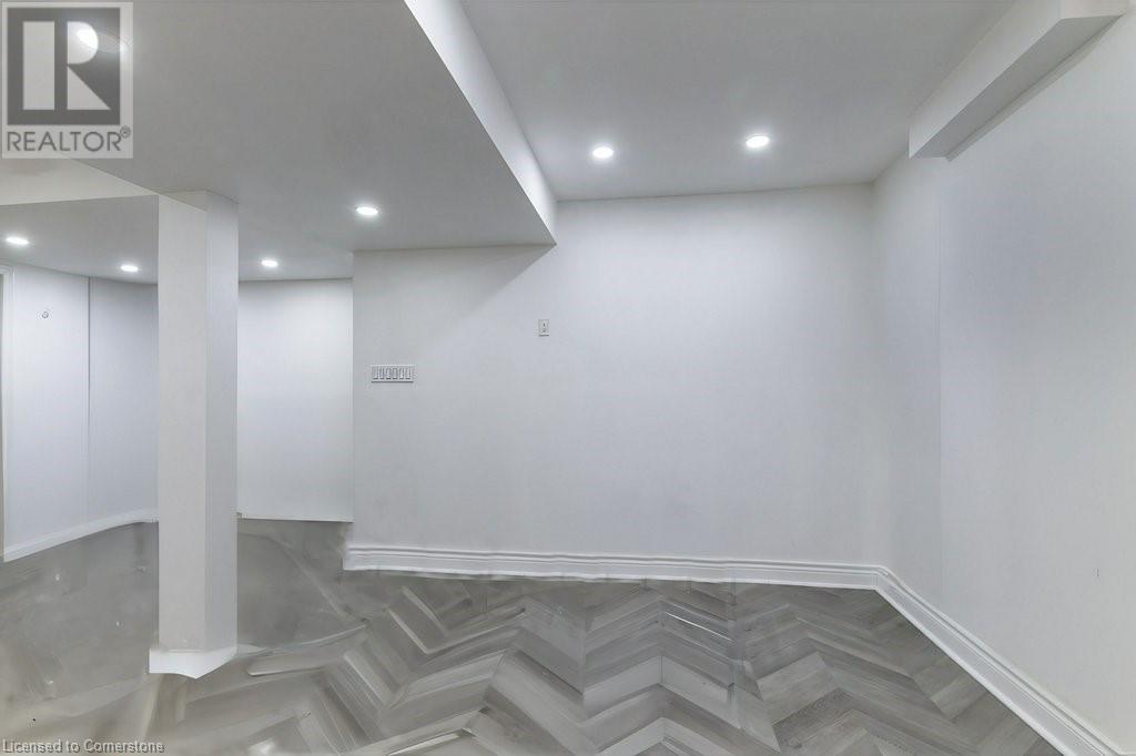 252 Thorner Drive, Hamilton, Ontario  L8V 2M7 - Photo 32 - 40688067