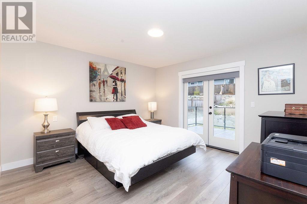 6050 Cowrie Street, Sechelt, British Columbia  V7Z 0S4 - Photo 14 - R2953189