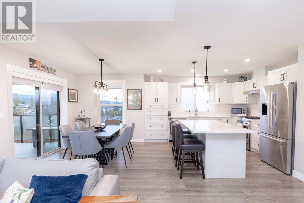6050 Cowrie Street, Sechelt, British Columbia  V7Z 0S4 - Photo 6 - R2953189