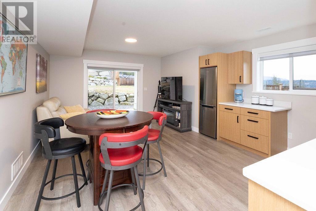 6050 Cowrie Street, Sechelt, British Columbia  V7Z 0S4 - Photo 24 - R2953189
