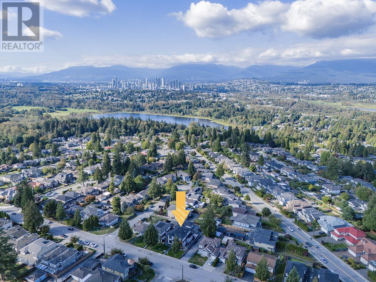 Listing Picture 5 of 40 : 6807 STANLEY STREET, Burnaby / 本拿比 - 魯藝地產 Yvonne Lu Group - MLS Medallion Club Member