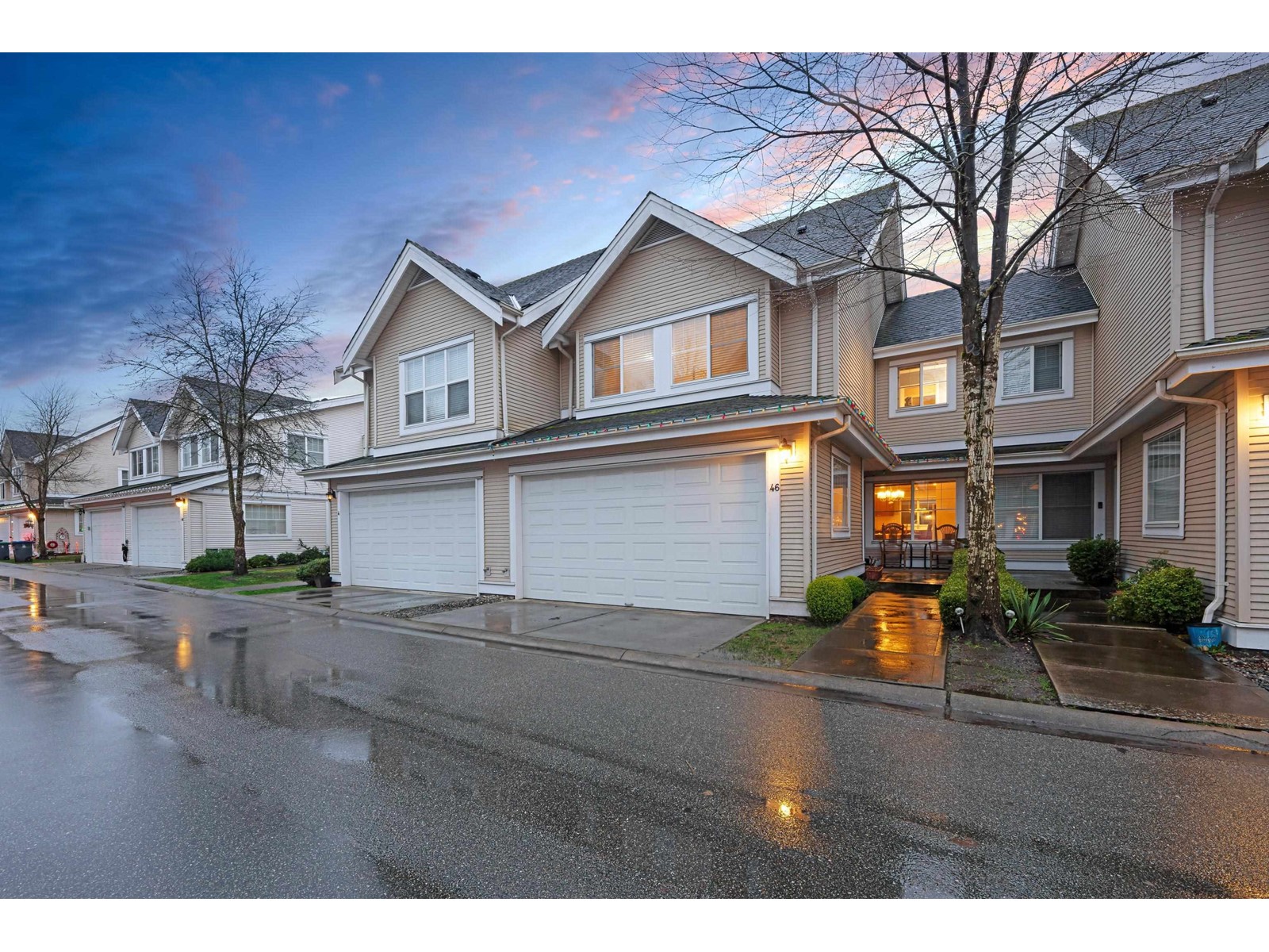 Property at 46 17097 64 AVENUE image 1