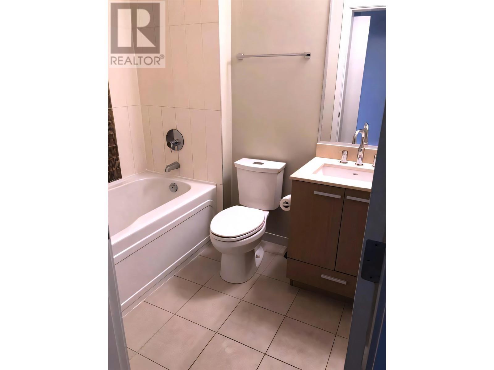 Ph17 5388 Grimmer Street, Burnaby, British Columbia  V5H 0B9 - Photo 9 - R2953236