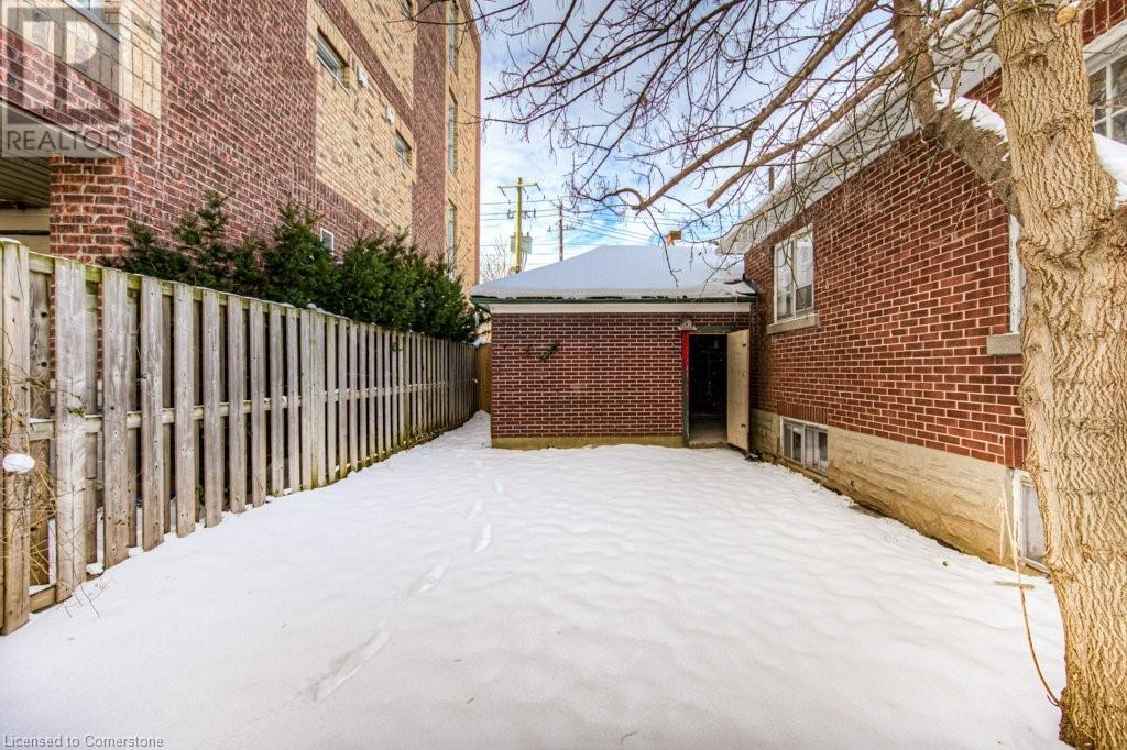 21 Bridgeport Road E, Waterloo, Ontario  N2J 2J4 - Photo 46 - 40683298