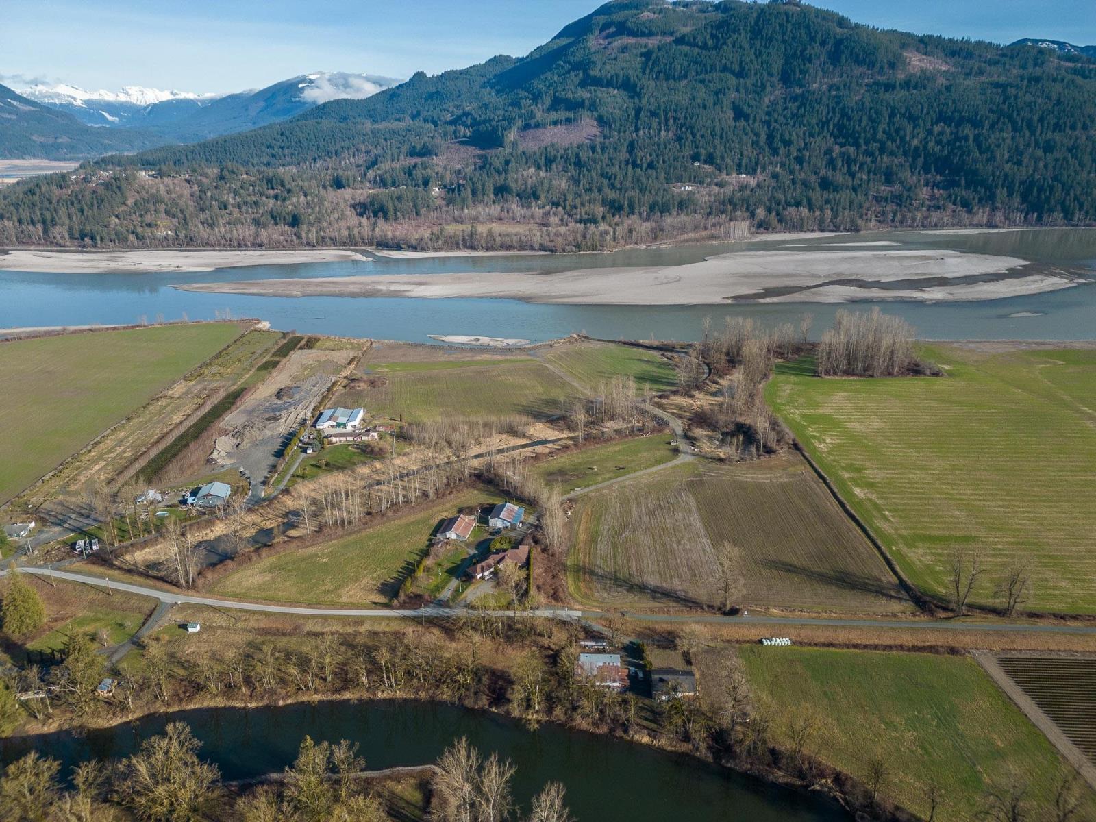 47975 Jess Road, Fairfield Island, Chilliwack, British Columbia  V2P 6H5 - Photo 3 - R2952410