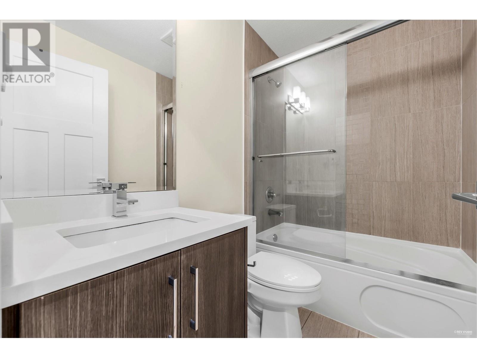 Listing Picture 20 of 38 : 48 9680 ALEXANDRA ROAD, Richmond / 烈治文 - 魯藝地產 Yvonne Lu Group - MLS Medallion Club Member