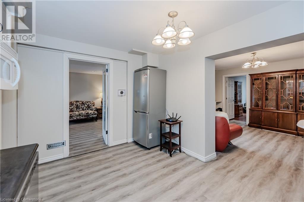 15 Todd Street, Cambridge, Ontario  N1R 1G6 - Photo 3 - 40684649