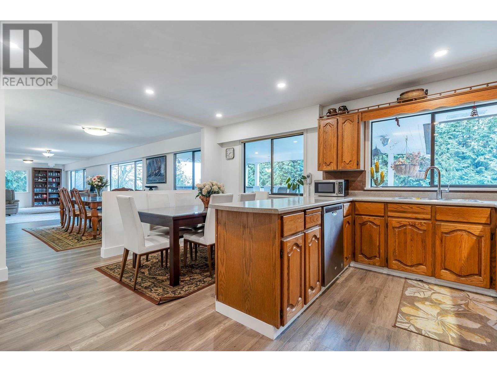 3775 Lincoln Avenue, Coquitlam, British Columbia V3E 3H8 - Photo 7 - R2952669