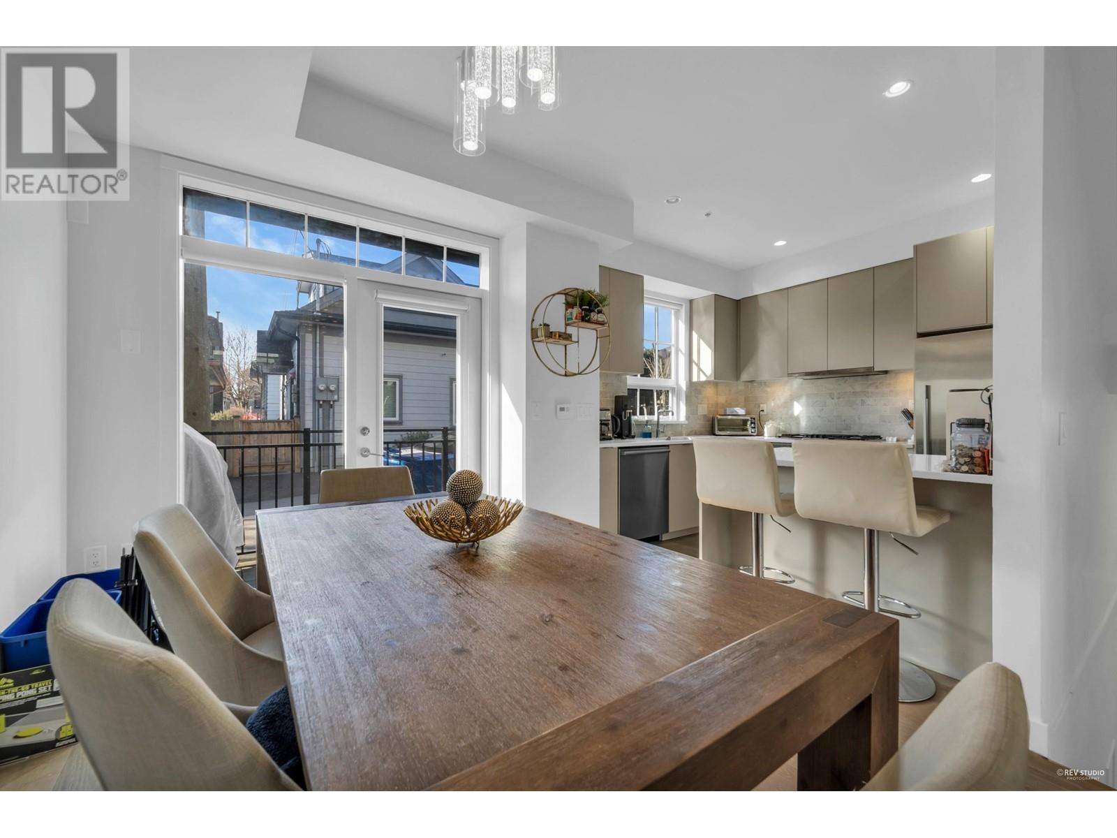 Listing Picture 5 of 31 : 7901 OAK STREET, Vancouver / 溫哥華 - 魯藝地產 Yvonne Lu Group - MLS Medallion Club Member