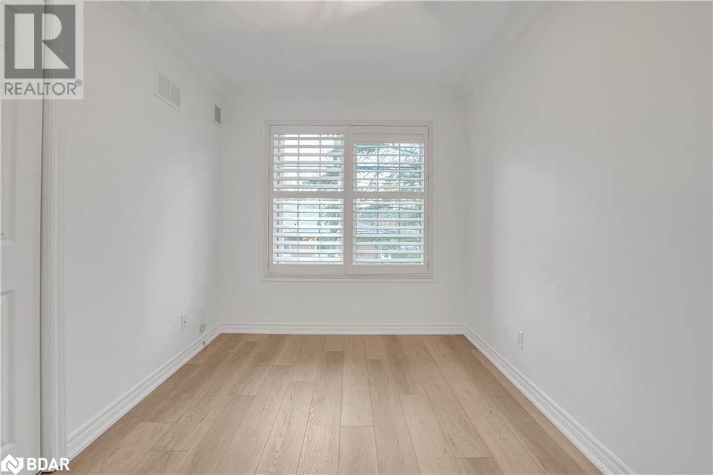 49 Jacobs Terrace Unit# 215, Barrie, Ontario  L4N 0W4 - Photo 19 - 40687972