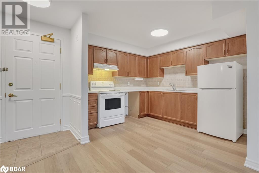 49 Jacobs Terrace Unit# 215, Barrie, Ontario  L4N 0W4 - Photo 24 - 40687972