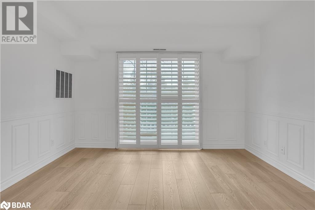 49 Jacobs Terrace Unit# 215, Barrie, Ontario  L4N 0W4 - Photo 4 - 40687972