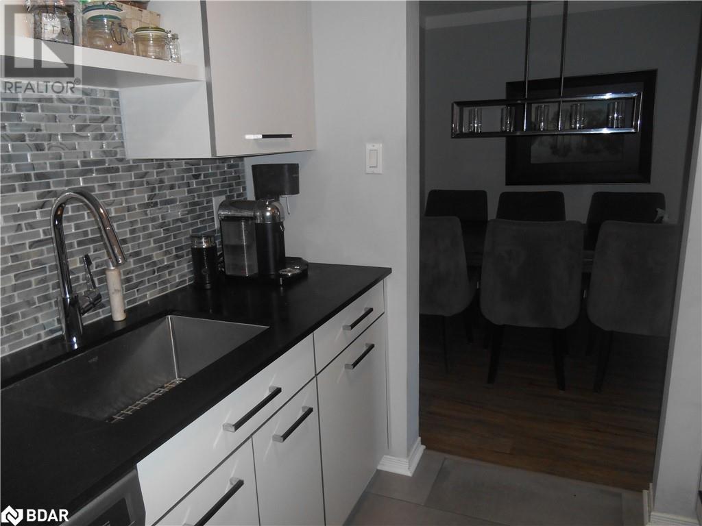 167 Edgehill Drive Unit# E4, Barrie, Ontario  L4N 1L9 - Photo 6 - 40688229