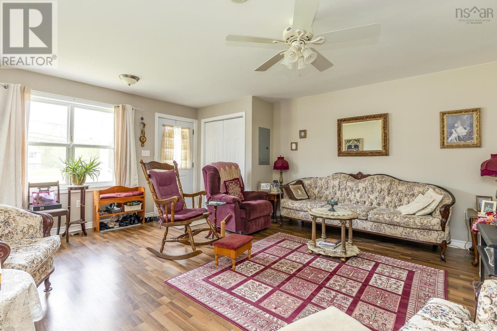 494 Pictou Road, Valley, Nova Scotia  B2N 2V1 - Photo 5 - 202500292