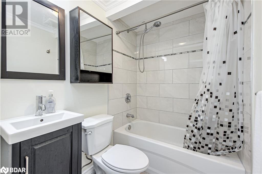 254 Parkway Avenue, Keswick, Ontario  L4P 2V9 - Photo 24 - 40687830