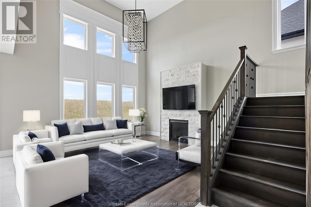 Property at 1257 CAMPANA CRESCENT image 4