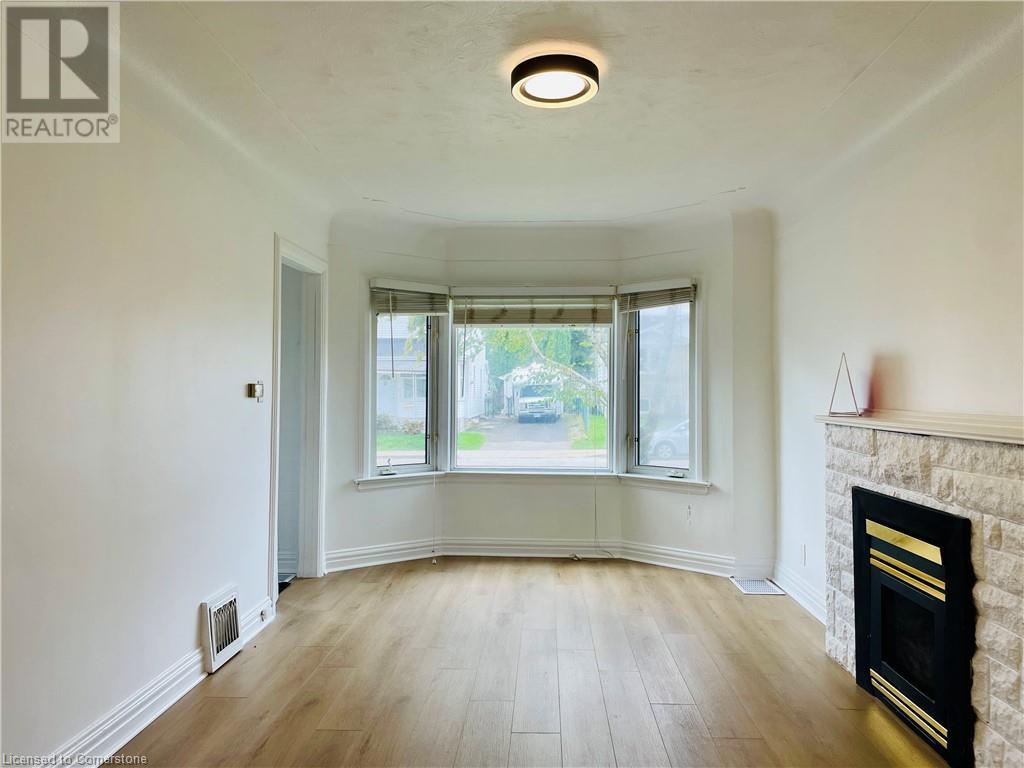 115 Brucedale Avenue E, Hamilton, Ontario  L9A 1N5 - Photo 2 - 40688183