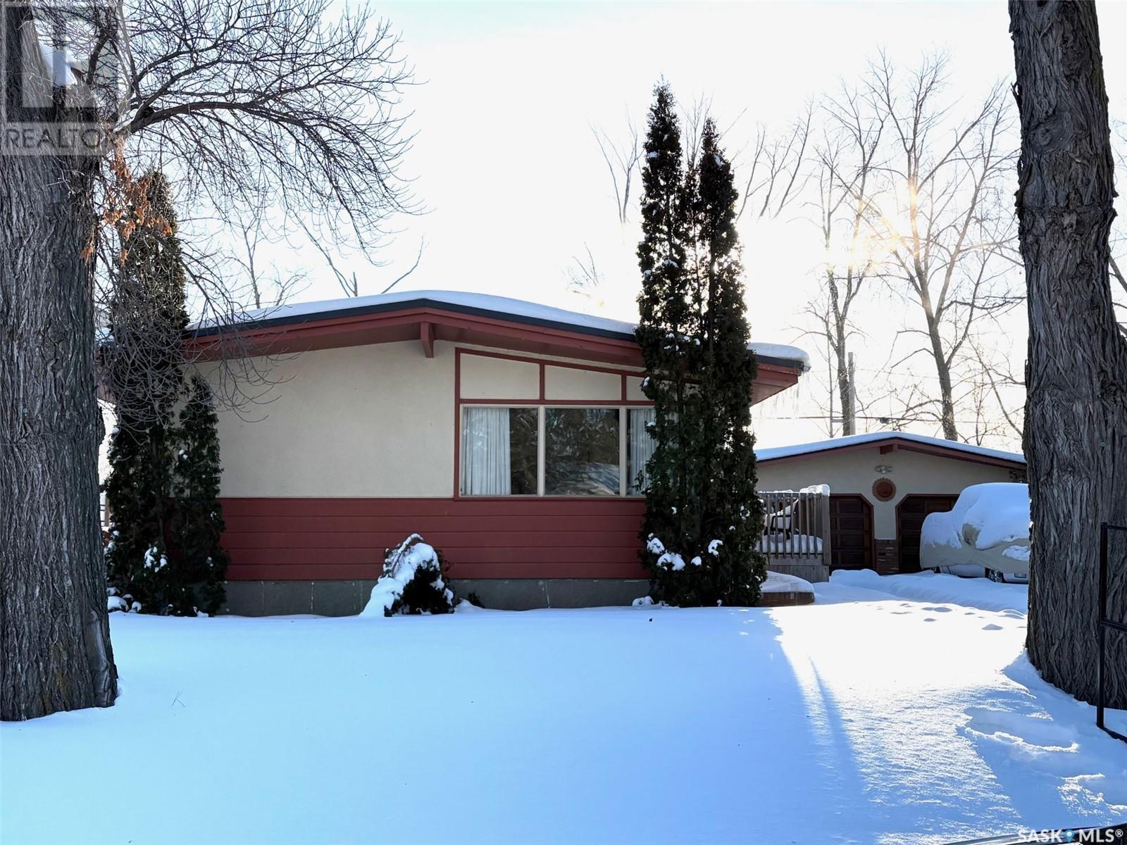 1125 Broadview ROAD, esterhazy, Saskatchewan