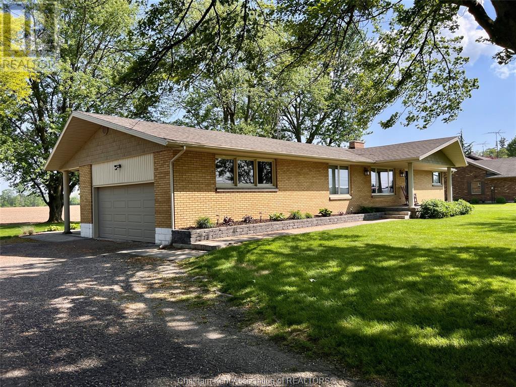 9670 Longwoods Road, Chatham, Ontario  N7M 5J7 - Photo 2 - 25000330