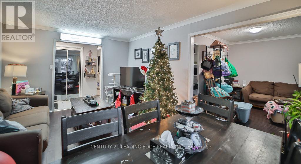 Property at 64 HUTCHERSON SQUARE image 3