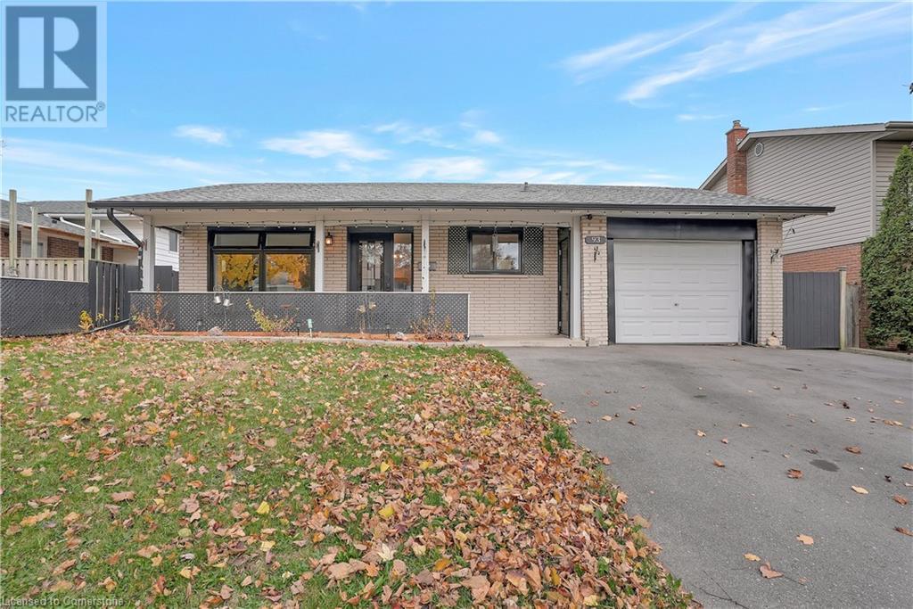 93 Christopher Drive, Cambridge, Ontario  N1R 4S1 - Photo 1 - 40687047