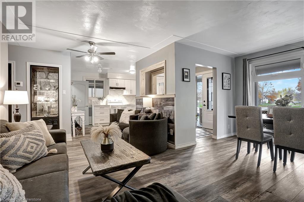 93 Christopher Drive, Cambridge, Ontario  N1R 4S1 - Photo 3 - 40687047