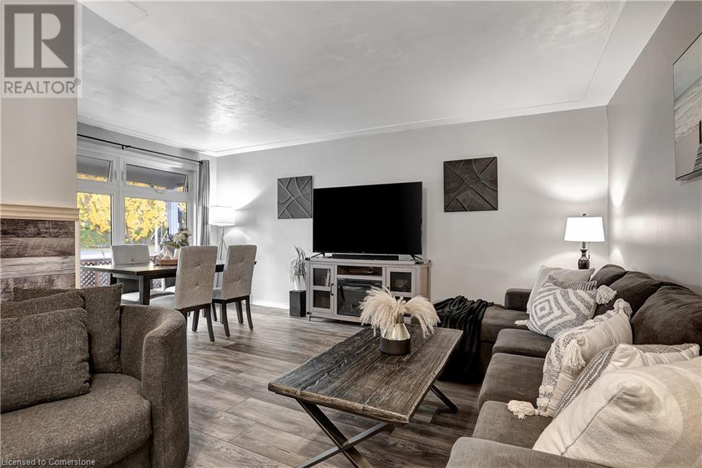 93 Christopher Drive, Cambridge, Ontario  N1R 4S1 - Photo 5 - 40687047