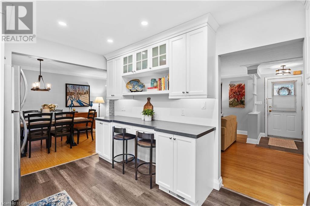 2182 Clarendon Park Drive, Burlington, Ontario  L7R 1X1 - Photo 14 - 40688253