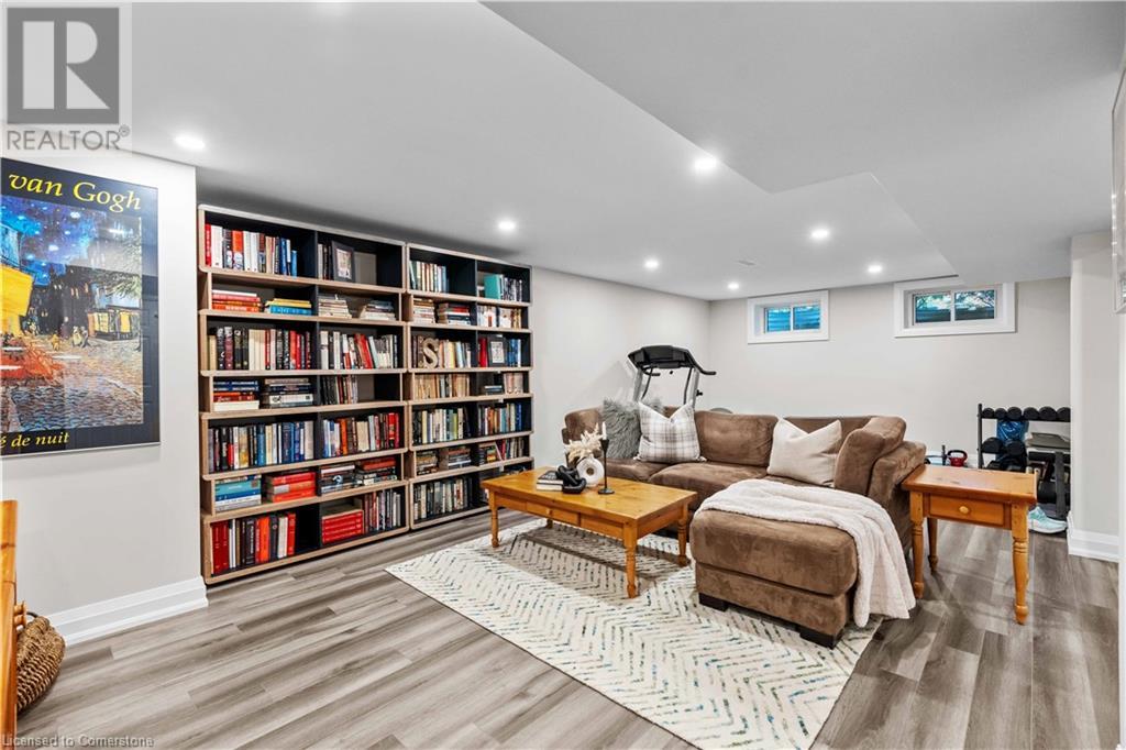 2182 Clarendon Park Drive, Burlington, Ontario  L7R 1X1 - Photo 23 - 40688253