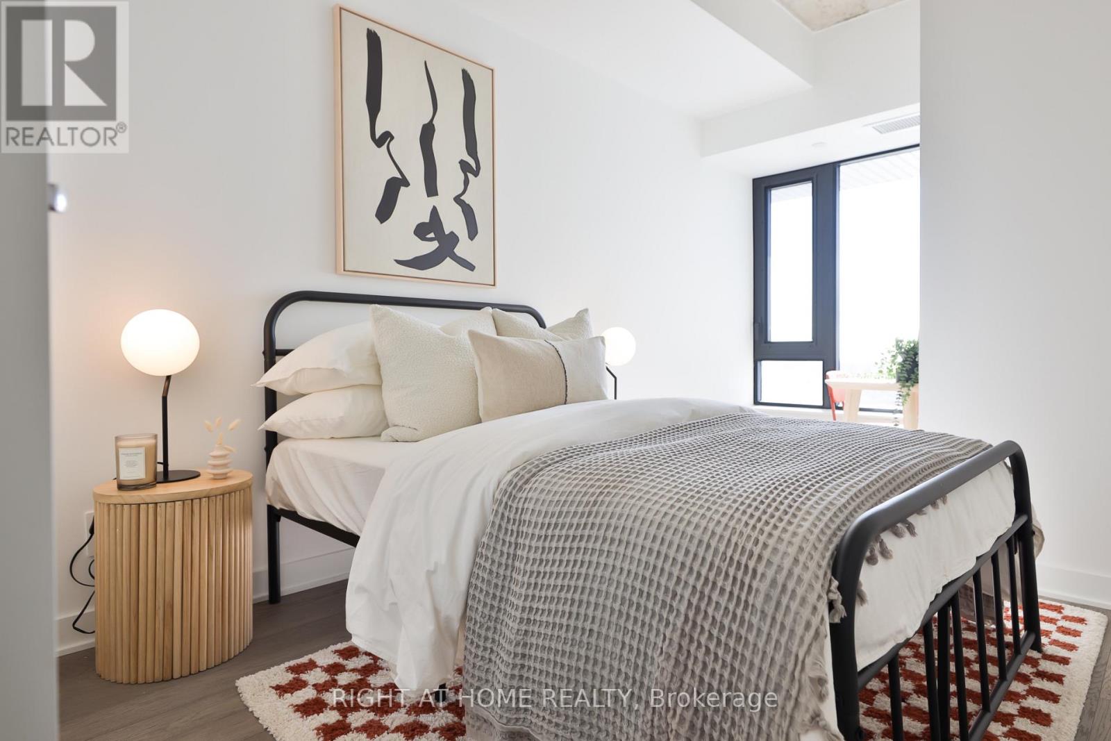 604 - 2720 Dundas Street W, Toronto, Ontario  M6P 0C3 - Photo 16 - W11910423