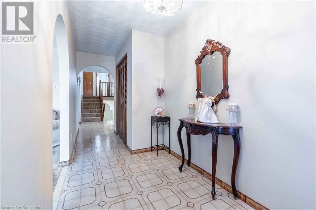 222 Wood Street E, Hamilton, Ontario  L8L 3Z1 - Photo 4 - 40687041