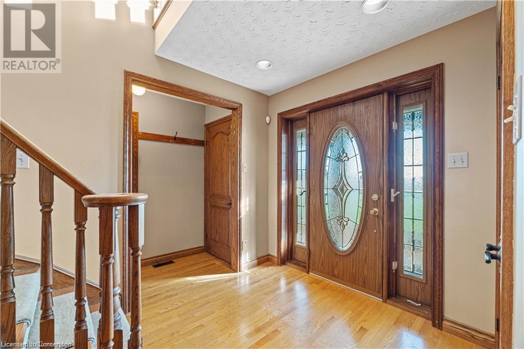 87 Third Road E, Stoney Creek, Ontario  L8J 3J5 - Photo 3 - 40687923