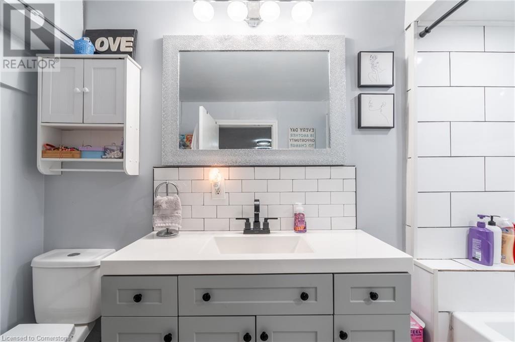 25 Albion Street, Brantford, Ontario  N3T 3L9 - Photo 11 - 40675596