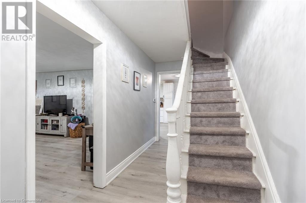 25 Albion Street, Brantford, Ontario  N3T 3L9 - Photo 14 - 40675596