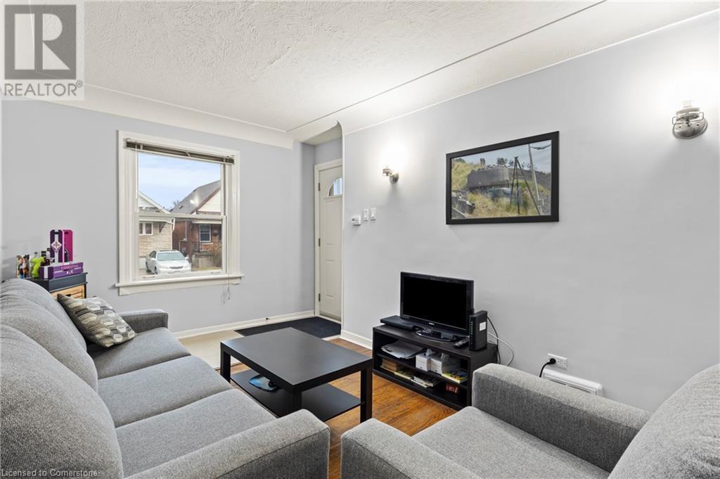 150 Albany Avenue, Hamilton, Ontario  L8H 2H6 - Photo 8 - 40687850