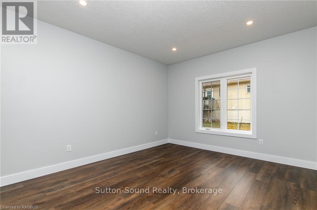 2 - 202 Queen Street W, South Bruce Peninsula, Ontario  N0H 1P0 - Photo 10 - X11910581