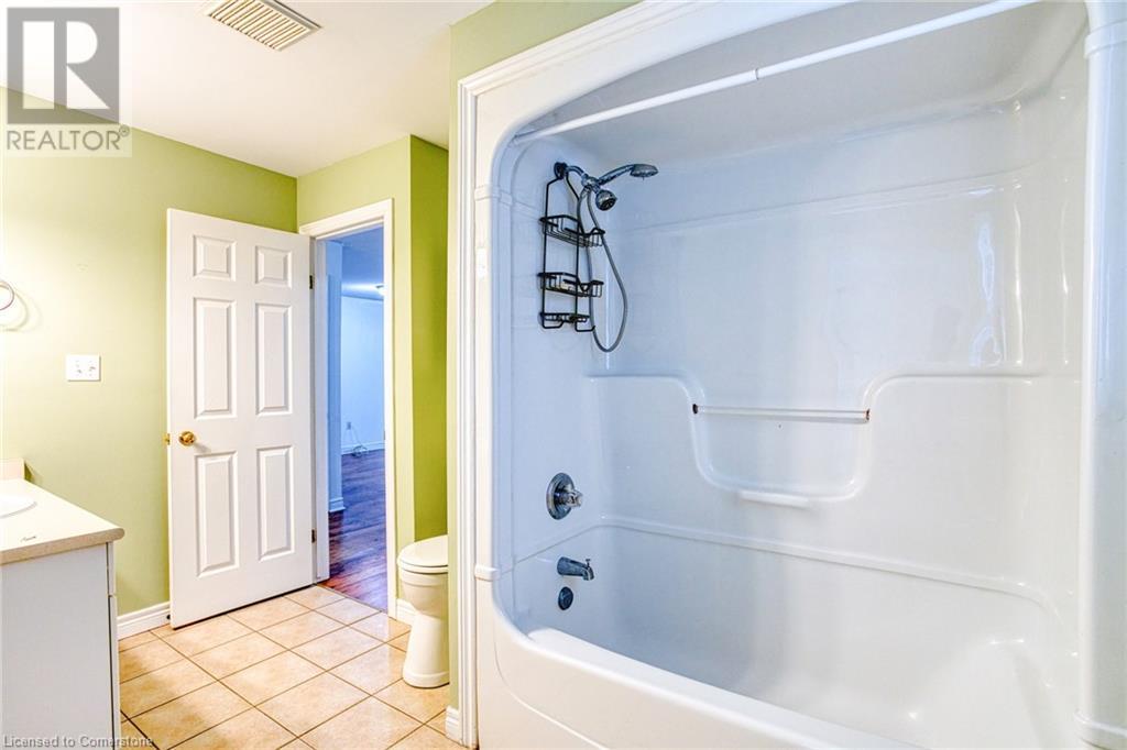 14 Saddler Street, Fonthill, Ontario  L0S 1E0 - Photo 16 - 40683167