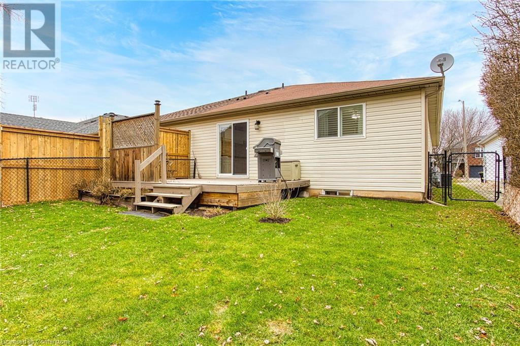 14 Saddler Street, Fonthill, Ontario  L0S 1E0 - Photo 24 - 40683167