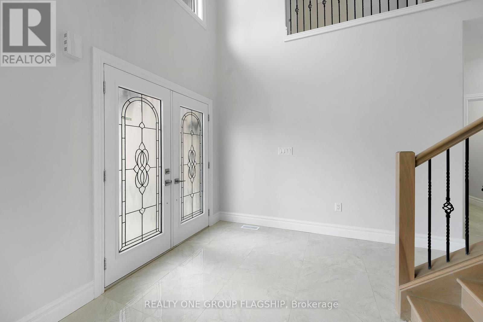 Property at 137 TUSCANY TRAIL image 5