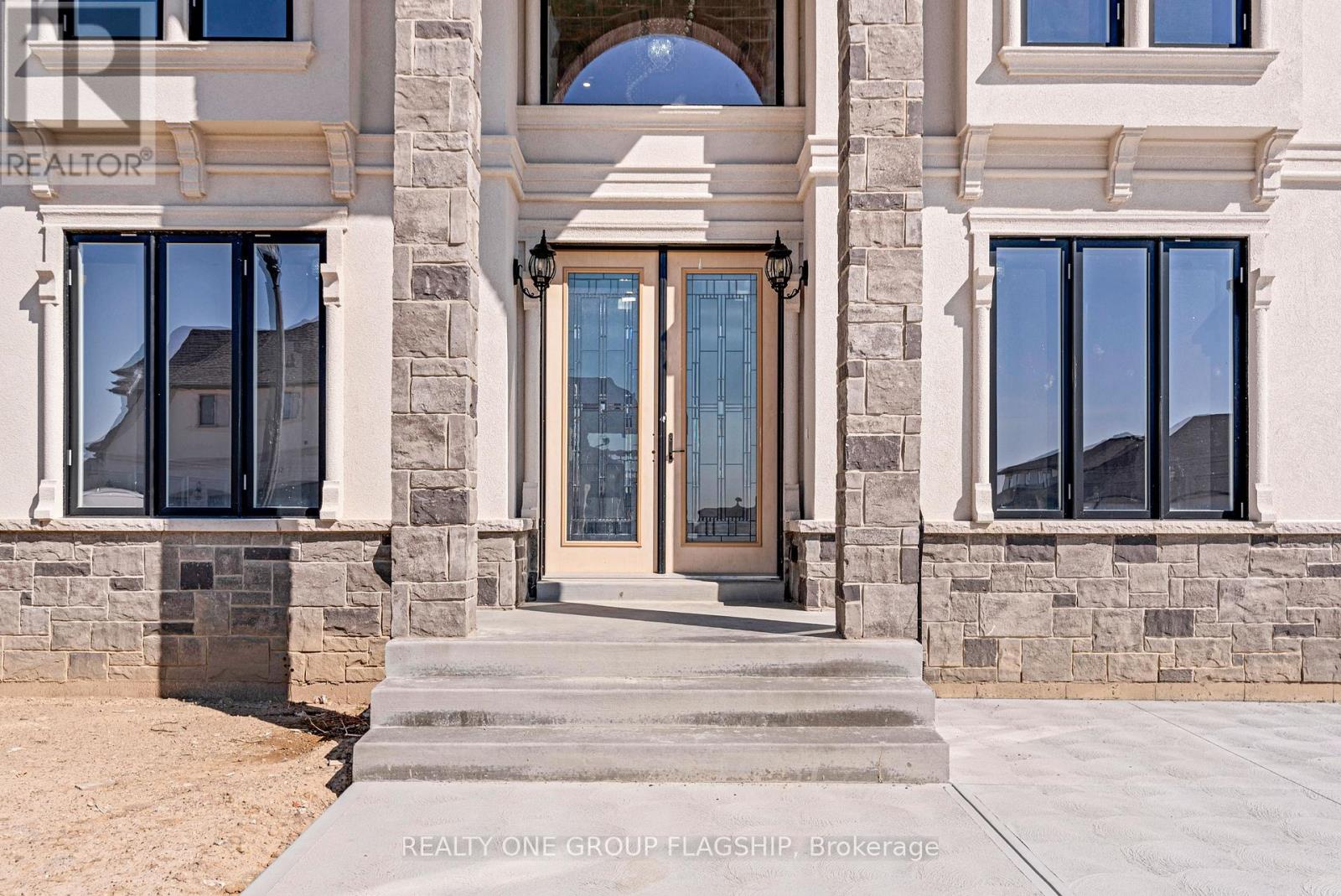 Property at 322 BENSON COURT image 3