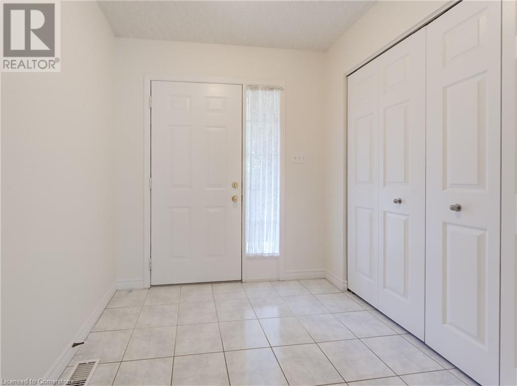 15 Gregg Court Unit# 4, Kitchener, Ontario  N2A 4H7 - Photo 5 - 40688267