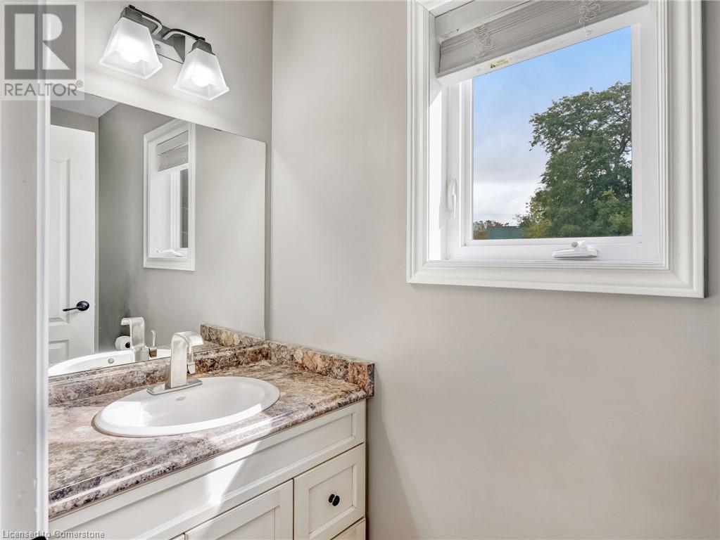 103 Macneil Court, Hagersville, Ontario  N0A 1H0 - Photo 14 - 40688260