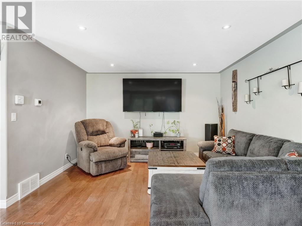 103 Macneil Court, Hagersville, Ontario  N0A 1H0 - Photo 26 - 40688260