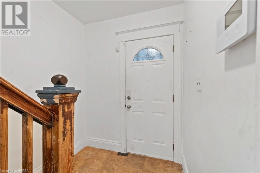 31 Mckinstry Street, Hamilton, Ontario  L8L 6C2 - Photo 11 - 40681850