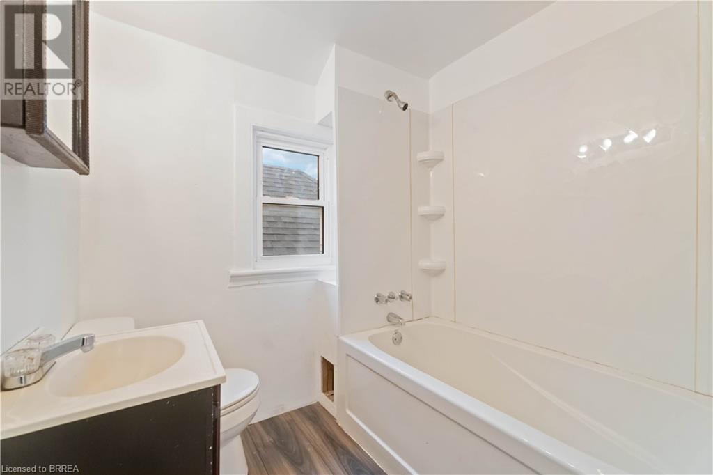 31 Mckinstry Street, Hamilton, Ontario  L8L 6C2 - Photo 28 - 40681850