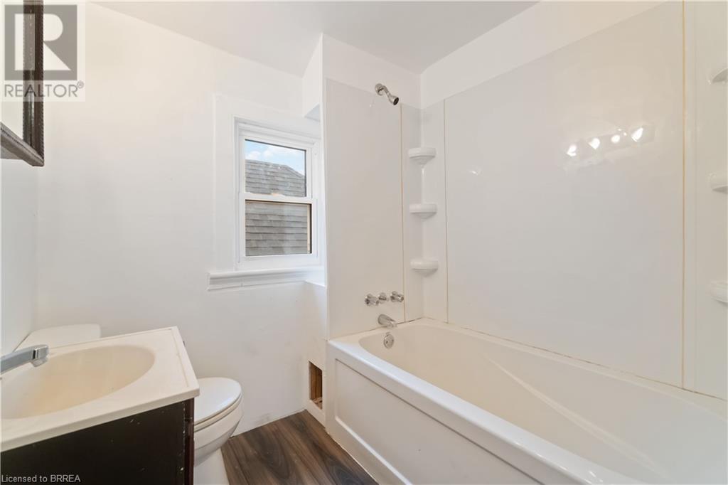 31 Mckinstry Street, Hamilton, Ontario  L8L 6C2 - Photo 29 - 40681850