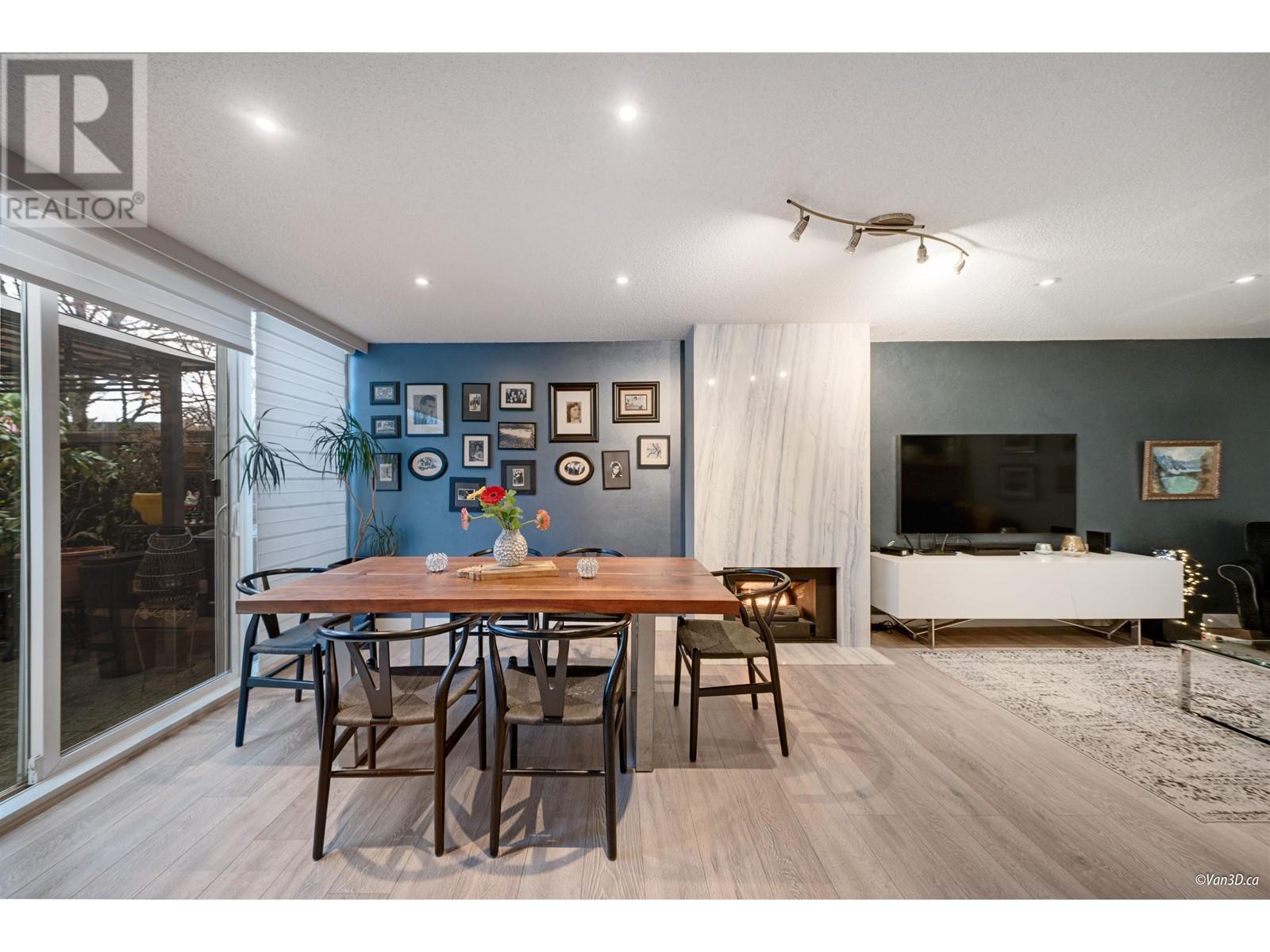 Listing Picture 7 of 37 : 3903 PENDER STREET, Burnaby / 本拿比 - 魯藝地產 Yvonne Lu Group - MLS Medallion Club Member
