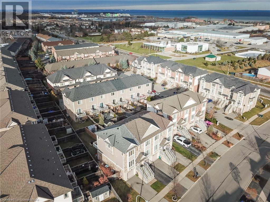 24 Hemlock Way, Grimsby, Ontario  L3M 0A7 - Photo 3 - 40688053