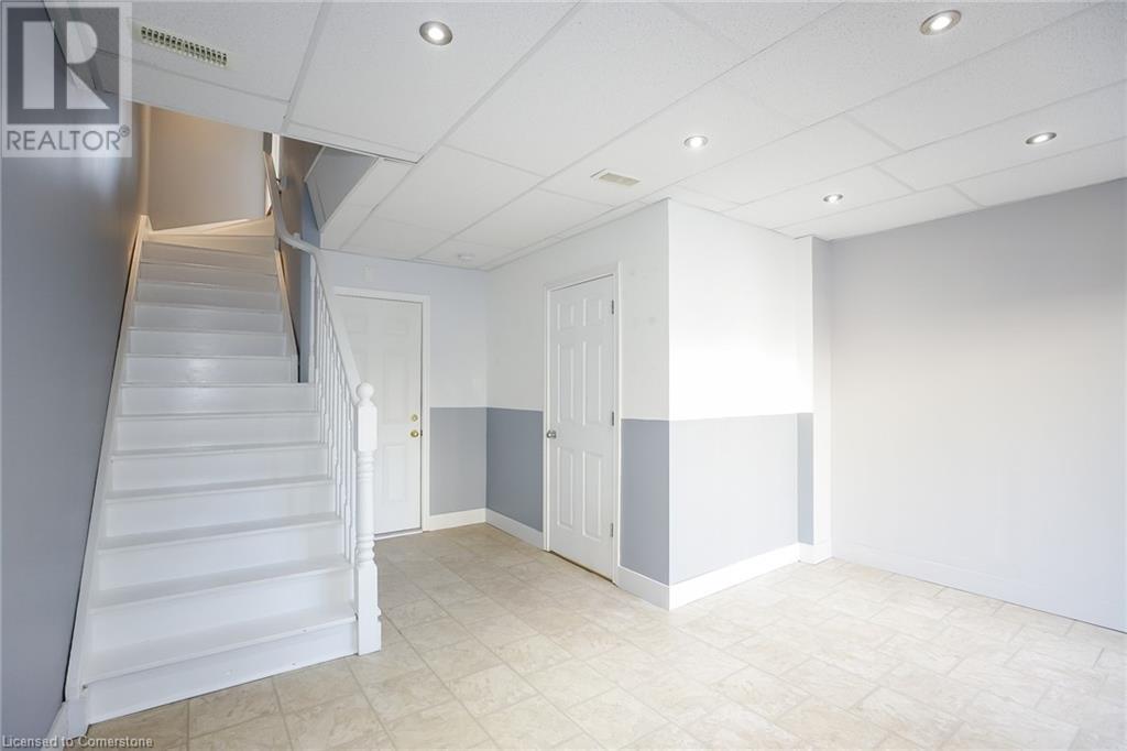 24 Hemlock Way, Grimsby, Ontario  L3M 0A7 - Photo 32 - 40688053