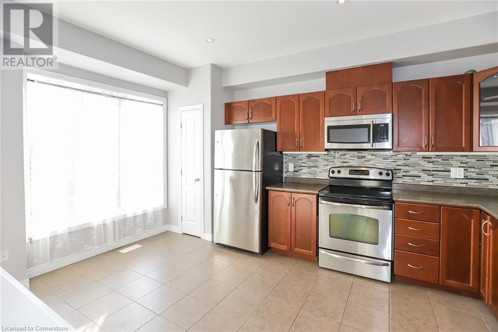 24 Hemlock Way, Grimsby, Ontario  L3M 0A7 - Photo 5 - 40688053